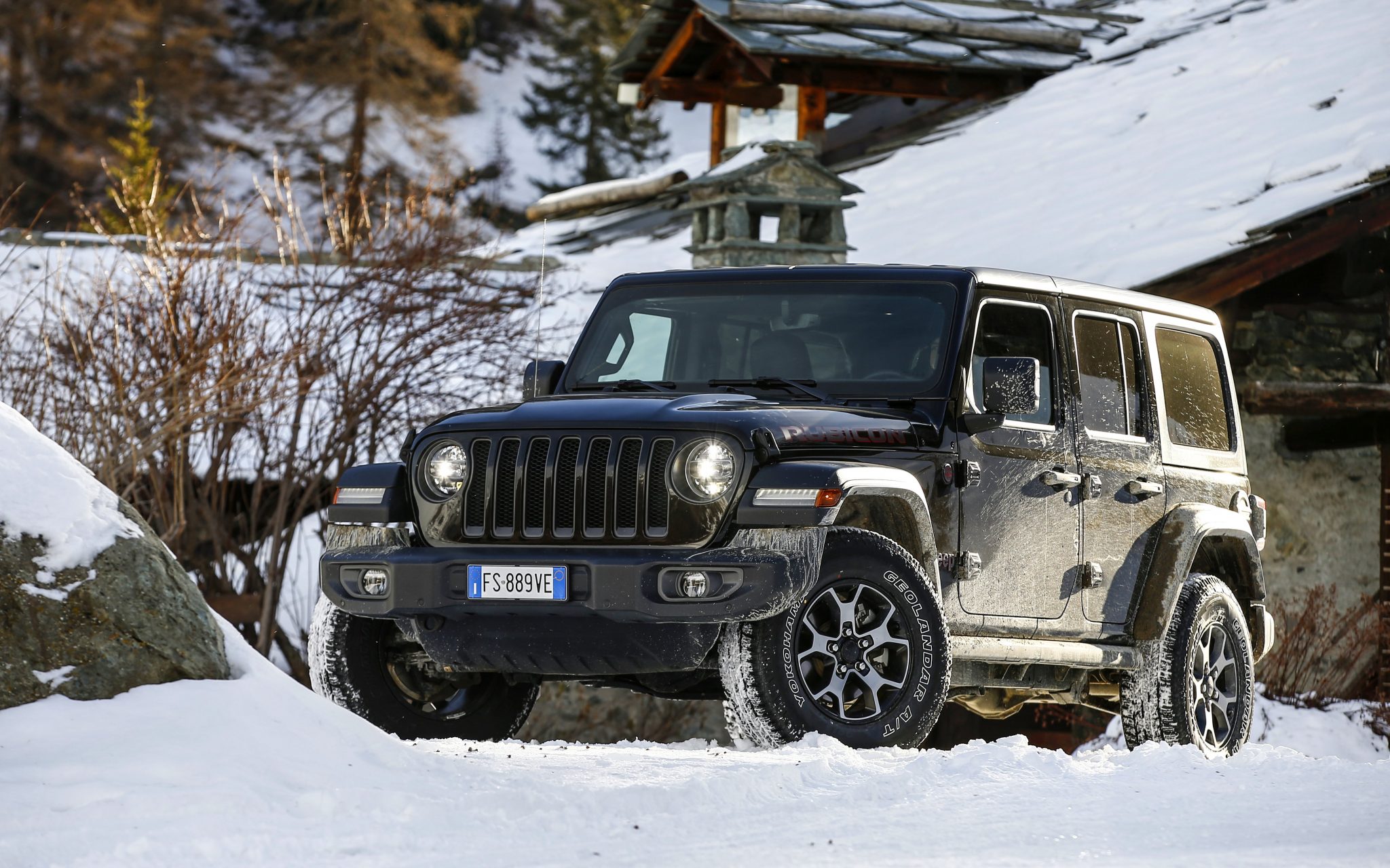 Зимний внедорожник. Джип Вранглер 2022. Jeep Wrangler Rubicon 2018. Jeep Wrangler Unlimited 2018. Вранглер джип 2021 новый.